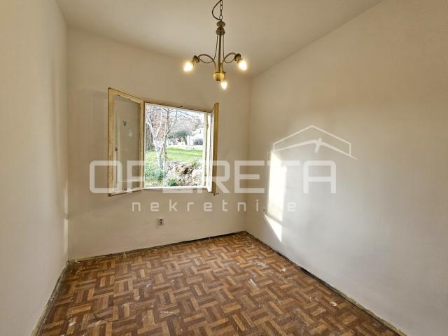 Kuća s potencijalom, Katuni, Šestanovac