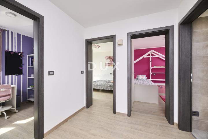 ISTRA, UMAG – Luksuzna vila, bazen, pogled na more