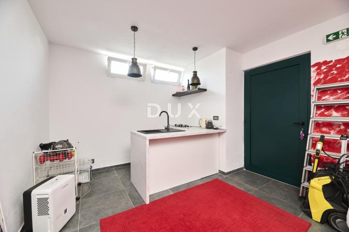 ISTRA, UMAG – Luksuzna vila, bazen, pogled na more