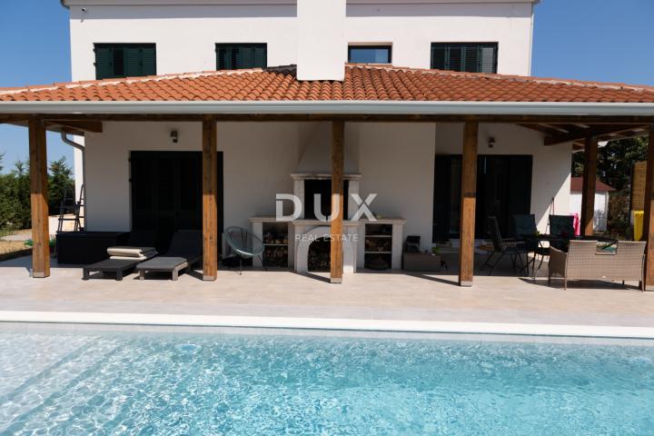 ISTRA, UMAG – Luksuzna vila, bazen, pogled na more