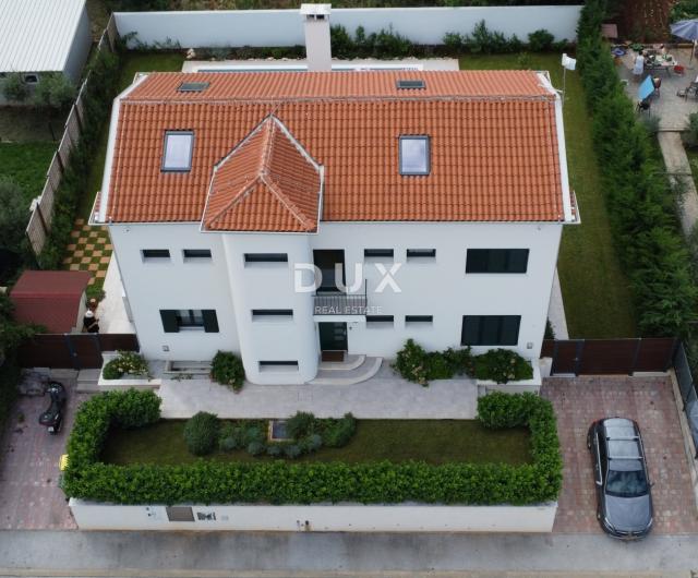 ISTRA, UMAG – Luksuzna vila, bazen, pogled na more
