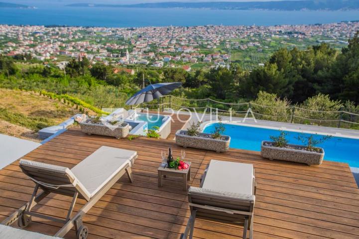 Kaštela, Kaštel Stari, jedinstvena vila s veličanstvenim pogledom