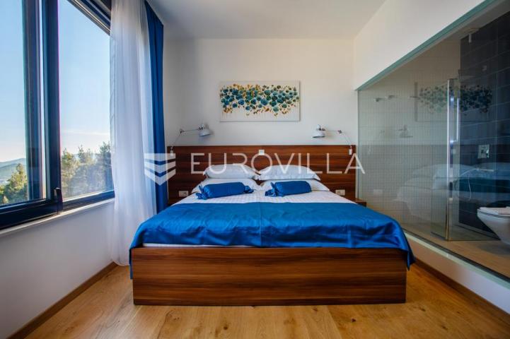 Kaštela, Kaštel Stari, jedinstvena vila s veličanstvenim pogledom
