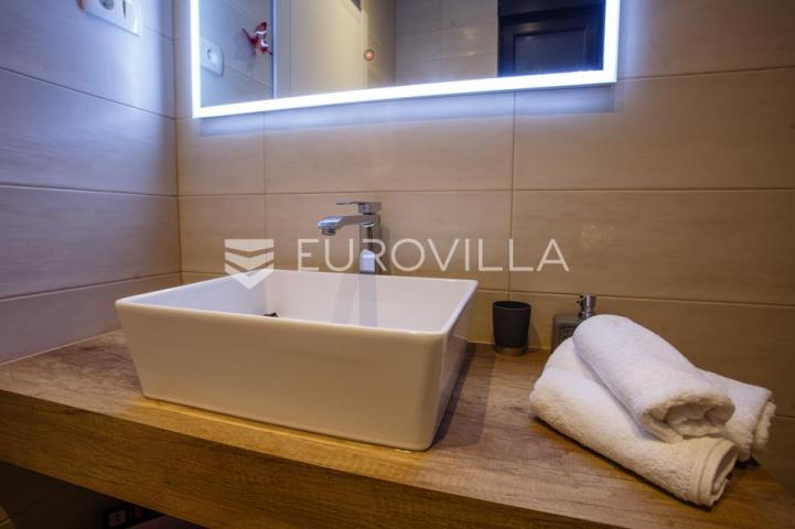 Kaštela, Kaštel Stari, jedinstvena vila s veličanstvenim pogledom