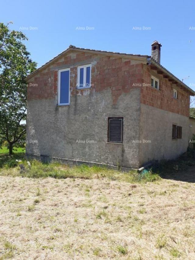 House Sale of a house with two building plots – Tinjan