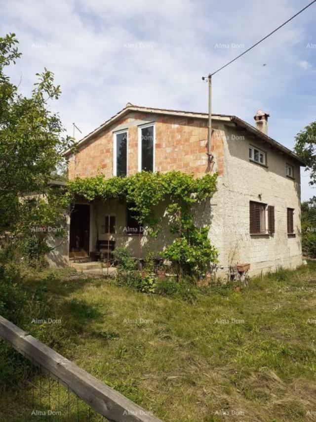 House Sale of a house with two building plots – Tinjan