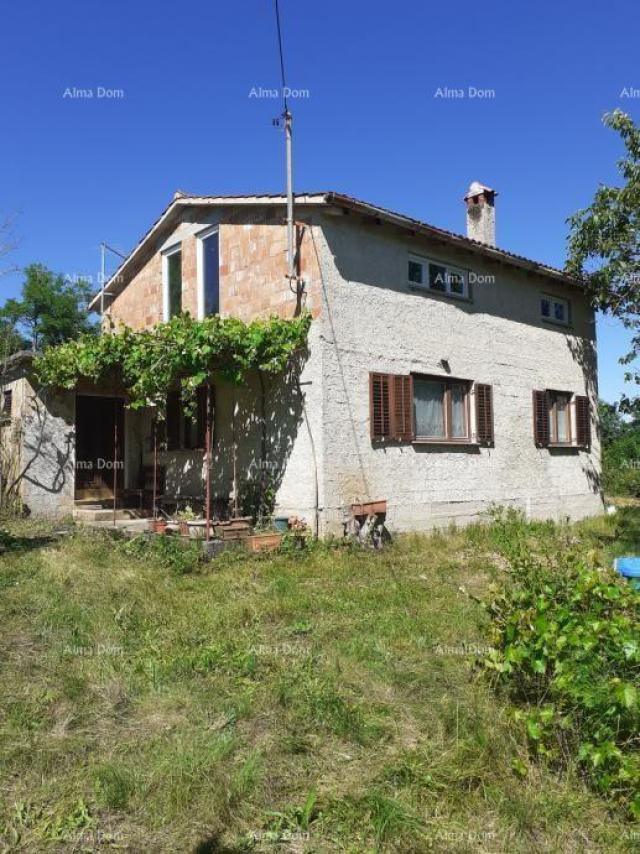 House Sale of a house with two building plots – Tinjan