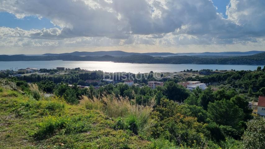 Šibenik, prodaja, građevinsko zemljište, pravomoćna dozvola