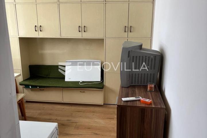 Karlovac, Švarča, stan 52 m², na odličnoj lokaciji