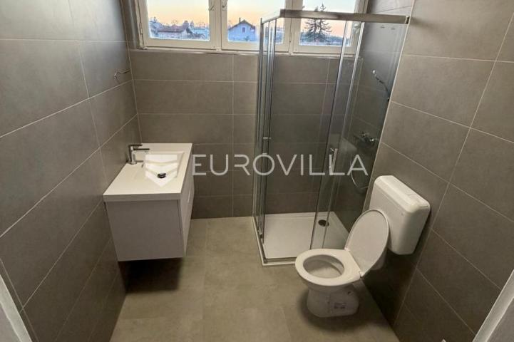 Karlovac, Švarča, stan 52 m², na odličnoj lokaciji