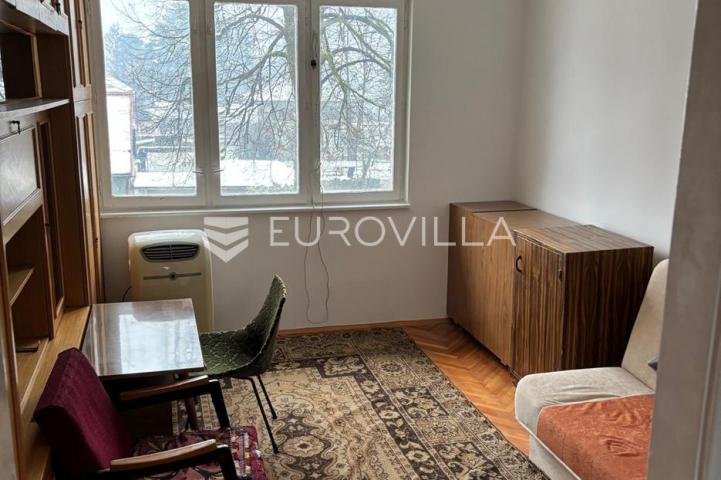 Karlovac, Švarča, stan 52 m², na odličnoj lokaciji