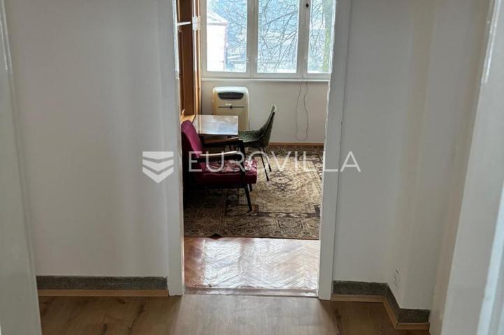 Karlovac, Švarča, stan 52 m², na odličnoj lokaciji