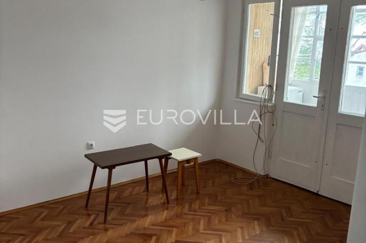 Karlovac, Švarča, stan 52 m², na odličnoj lokaciji
