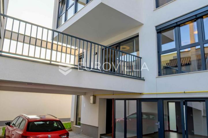 Varaždin, Centar, trosobni stan površine 153,03 m², NOVOGRADNJA