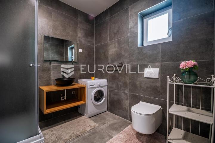 Varaždin, Centar, moderan stan površine 180,46 m²