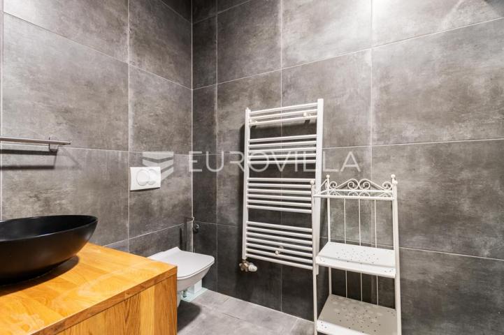 Varaždin, Centar, moderan stan površine 180,46 m²