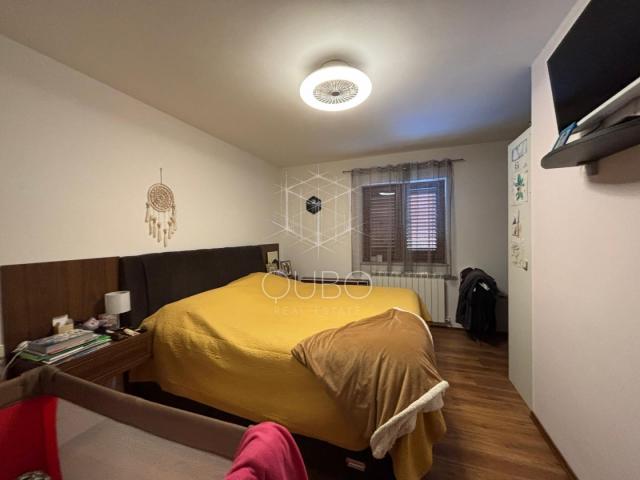 Istra, Poreč – Samostojeća kuća s četiri odvojena stana 