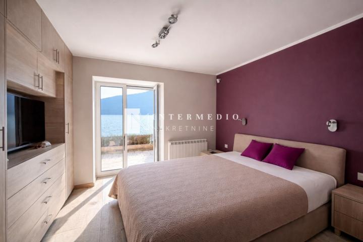 Luxury 3-Bedroom Apartment with Garden and Sea View for Sale – Škver, Herceg Nov