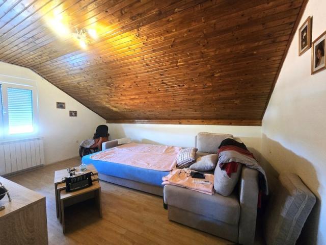 Kuća, 300 m2, Zagorič, Podgorica
