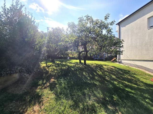 Kuća, 300 m2, Zagorič, Podgorica