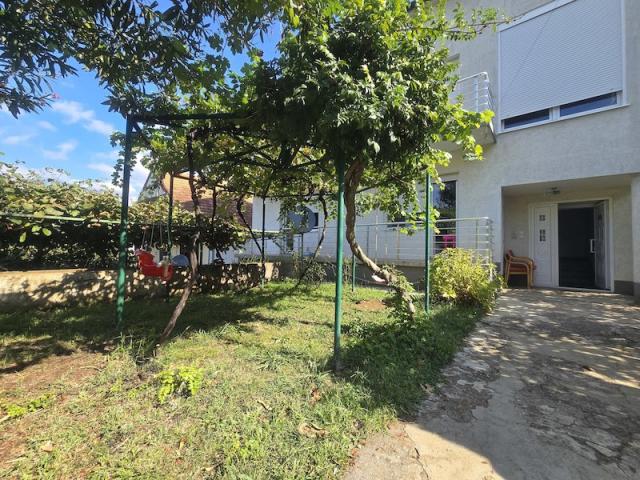 Kuća, 300 m2, Zagorič, Podgorica
