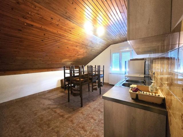 Kuća, 300 m2, Zagorič, Podgorica