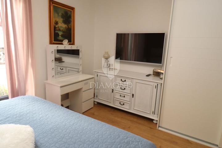 Dvoetažni apartman prvi red do mora nadomak Pule!