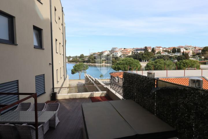 Dvoetažni apartman prvi red do mora nadomak Pule!