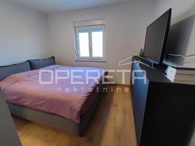 TOP PRILIKA: Luksuznih 108 m² s uporabnom dozvolom – Srce Valdebeka