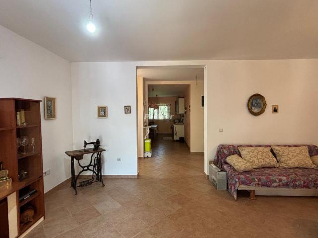Haus 208 m2, Bjelisi
