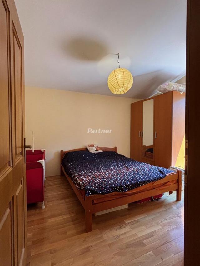 Haus 208 m2, Bjelisi