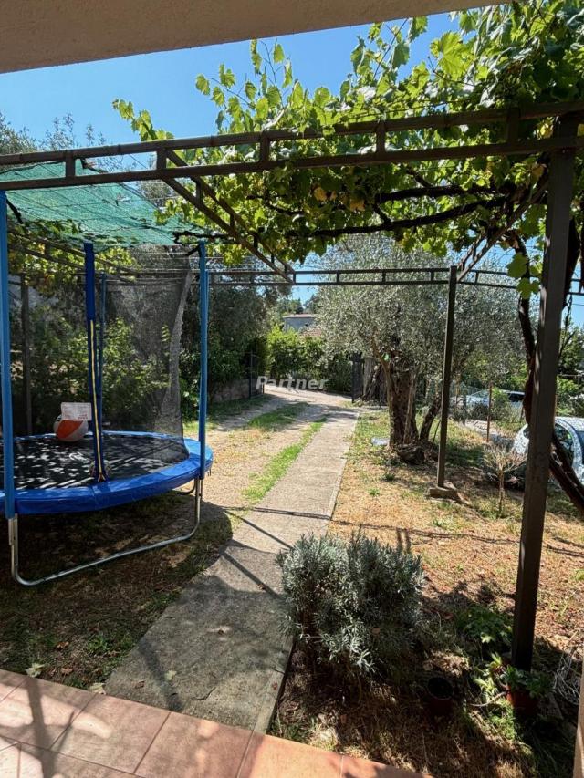 Haus 208 m2, Bjelisi