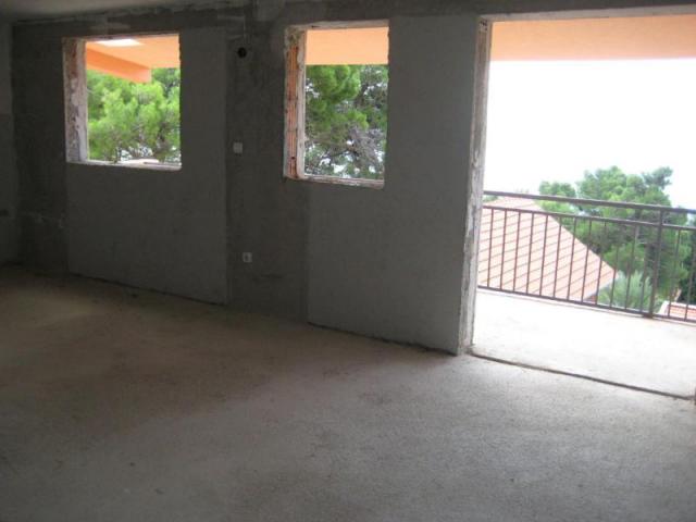 Kuca 360m2 Susanj