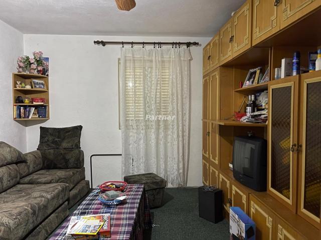 Haus 300 m2 in Misici