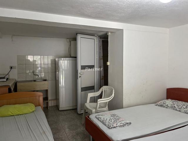 Haus 300 m2 in Misici
