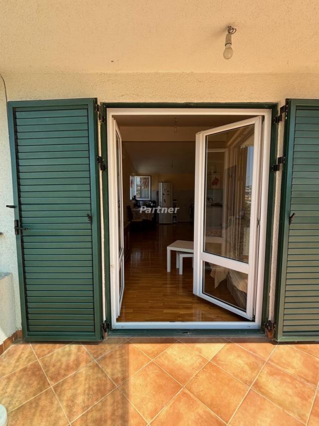 Haus 208 m2, Bjelisi