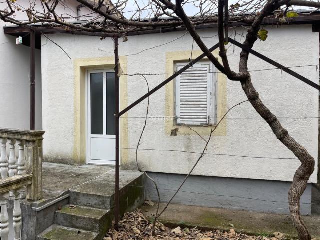Haus 300 m2 in Misici