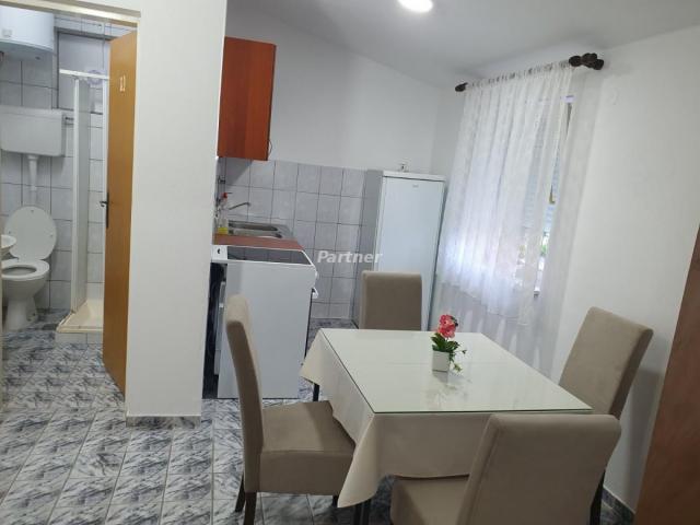 Haus 300 m2 in Misici
