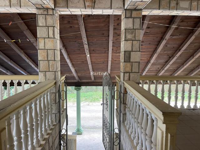Haus 300 m2 in Misici