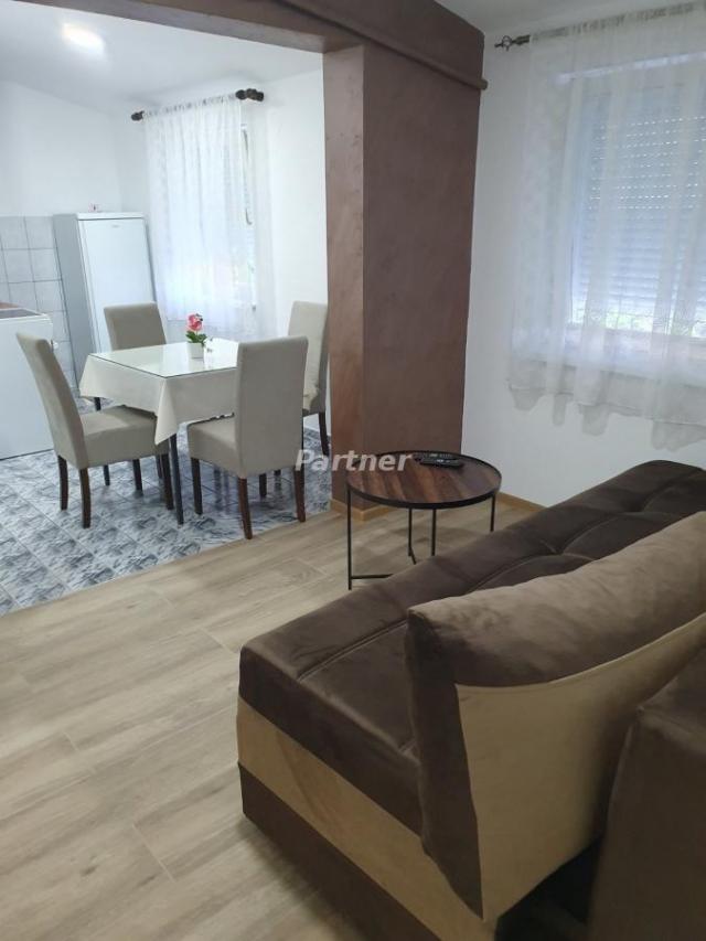 Haus 300 m2 in Misici