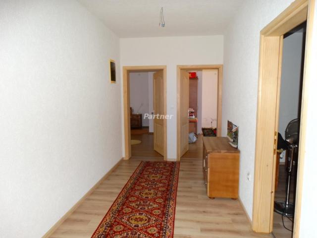 House with business premises in the Zaljevo settlement