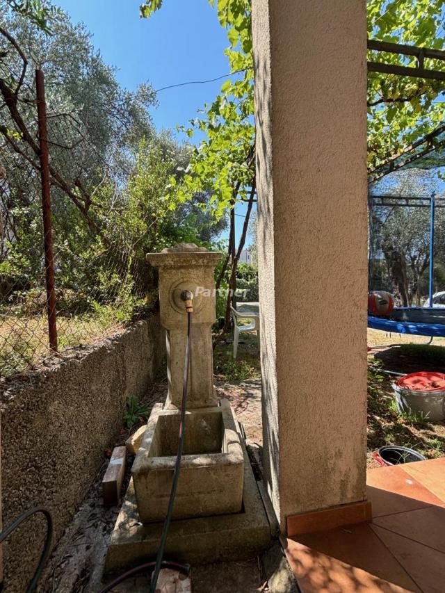 Haus 208 m2, Bjelisi