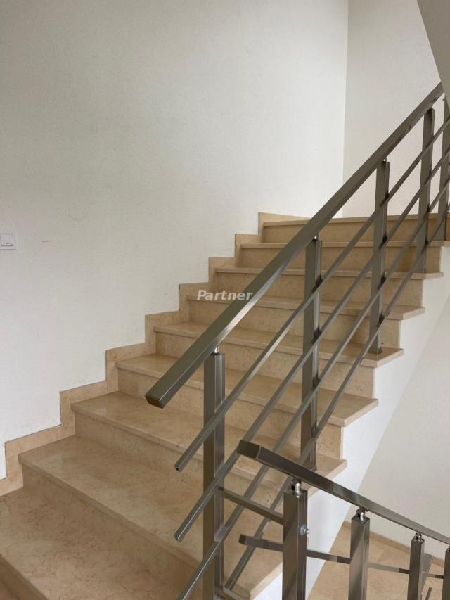 Wohnung 113 m2, Dobra Voda