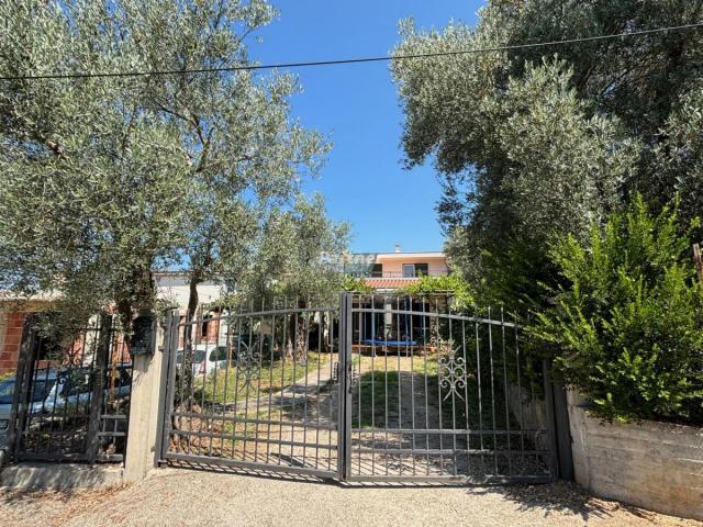Haus 208 m2, Bjelisi