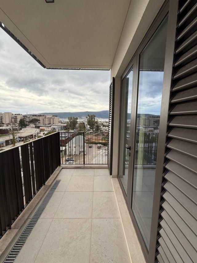 Izdavanje, Stan, 50m2 , Porto Montenegro