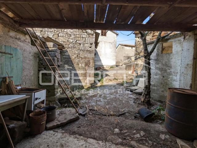 Istra, Karojba- 3 starine za adaptaciju