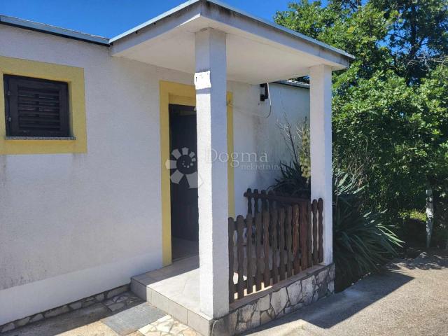 Prilika! Kuća 73m2 blizu mora - Kavran