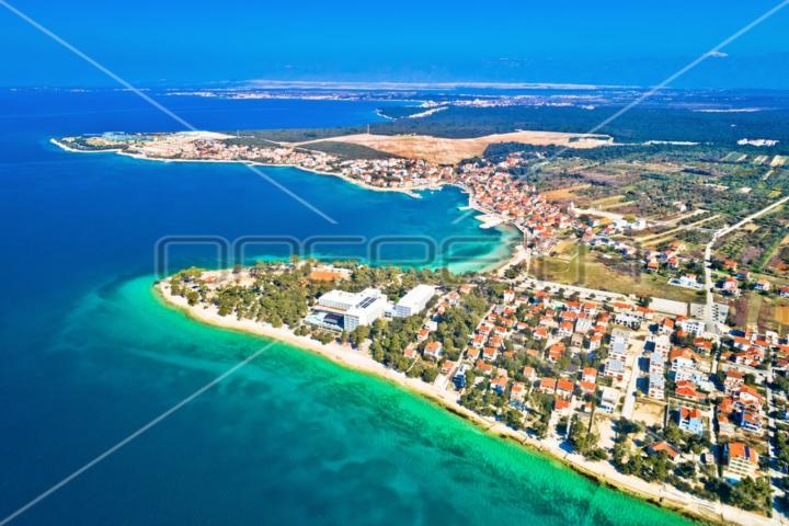 Luksuzni stan u 4* resortu, 2. red do mora, bazen 