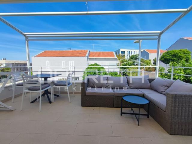 Luksuzni stan u 4* resortu, 2. red do mora, bazen 