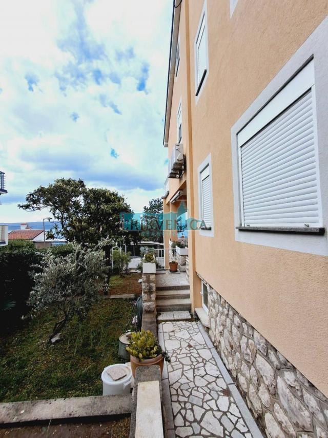 DRAMALJ 3SB+DB, 75m2, 100m od mora, parking, vrt
